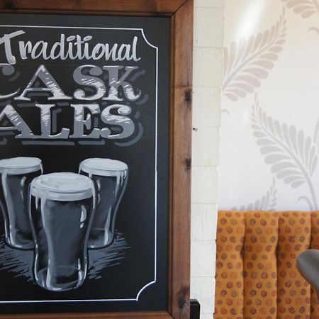 The Whistle And Flute Hotel Barnetby le Wold Bagian luar foto