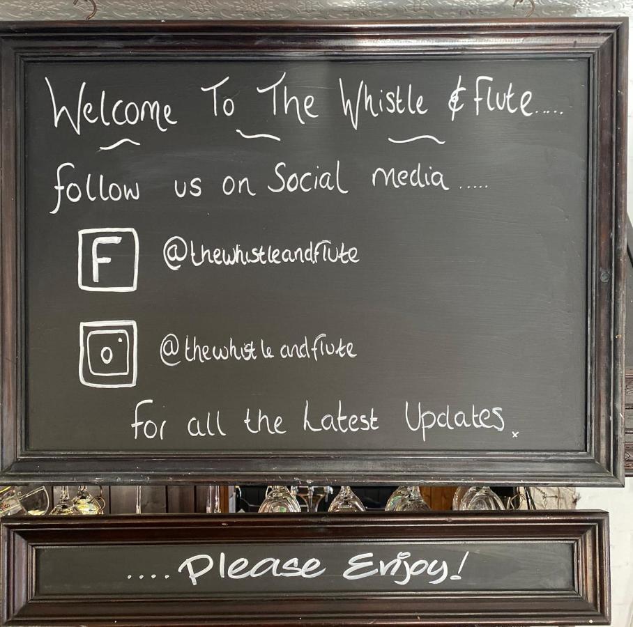 The Whistle And Flute Hotel Barnetby le Wold Bagian luar foto